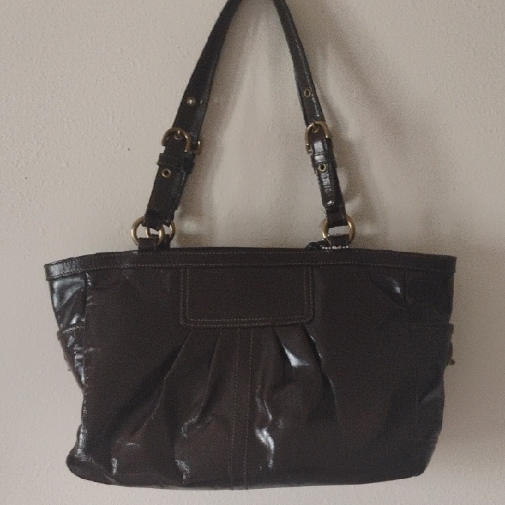 Coach Gallery East/ Mahogany #12730 Guc